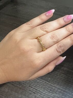 Gold plated stainless steel flower ring band
